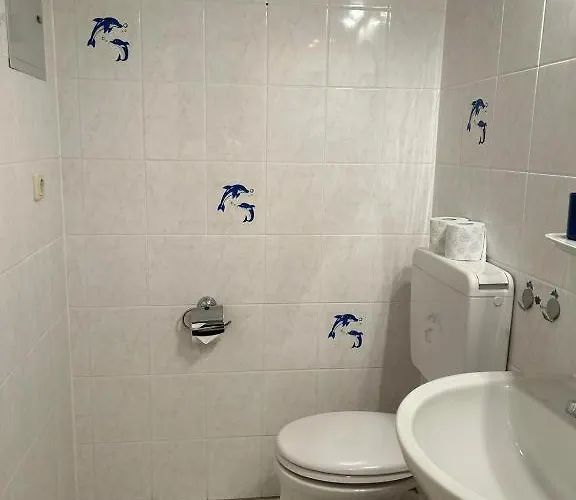 98, Bergblick, 2 Schlafzimmer, Dusche , Wc, Kueche, Wohnzimmer Bad Reichenhall
